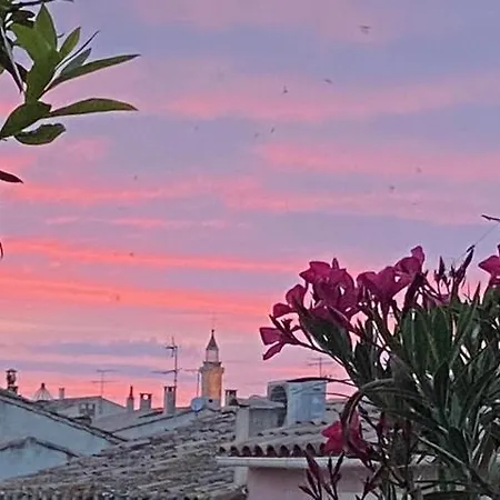 Maison Sol En Ciel Petit Dejeuner Et Parking Inclus Nocleg ze śniadaniem