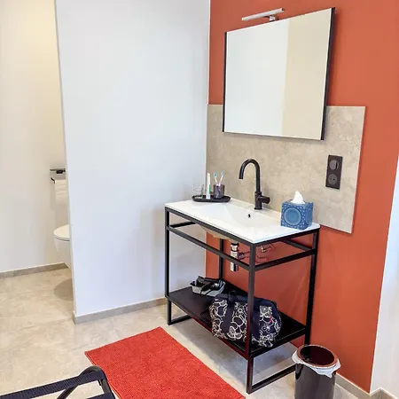 Maison Sol En Ciel Petit Dejeuner Et Parking Inclus 3*