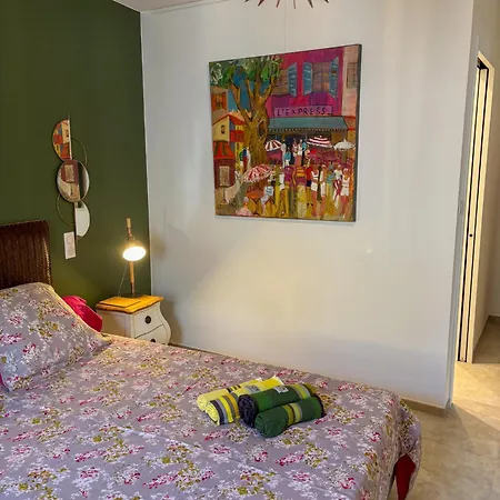 Maison Sol En Ciel Petit Dejeuner Et Parking Inclus Nocleg ze śniadaniem 3*